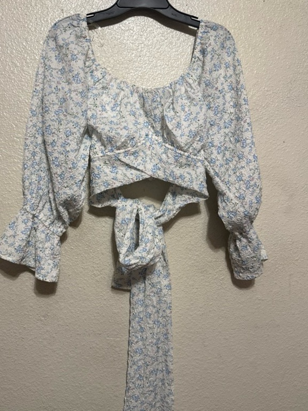 HYFVE White and Light Blue Floral Tie-Back Crop Top